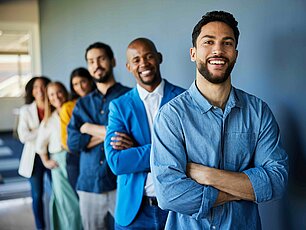 Eine Gruppe von 6 Personen, die die Community vom VDI präsentieren sollen. 